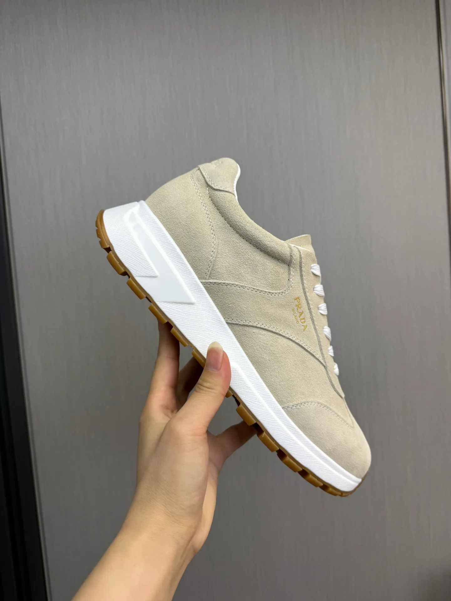 Men's shoes 💰580💰 [PRADA] Hot-selling men's shoes shipped 👏Official website synchronized ⬆️ Original cowhide fabric + cowhide lining, cowhide feet 🐮 1:1 shipment ✔️Original original sole, 38-45 (45. Customized, non-refundable)
